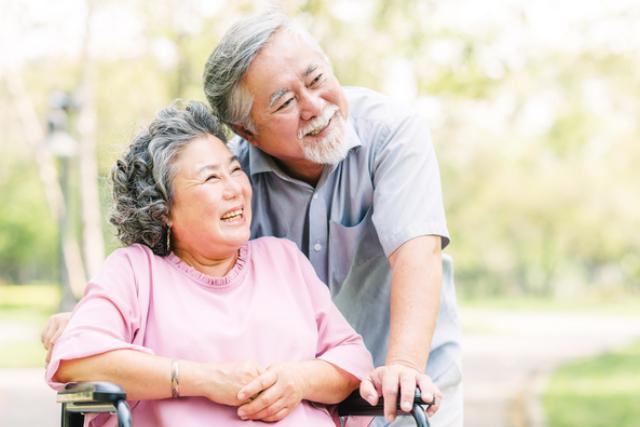 5 Advantages Of Investing In A Motorised Wheelchair - Falcon Mobility Singapore