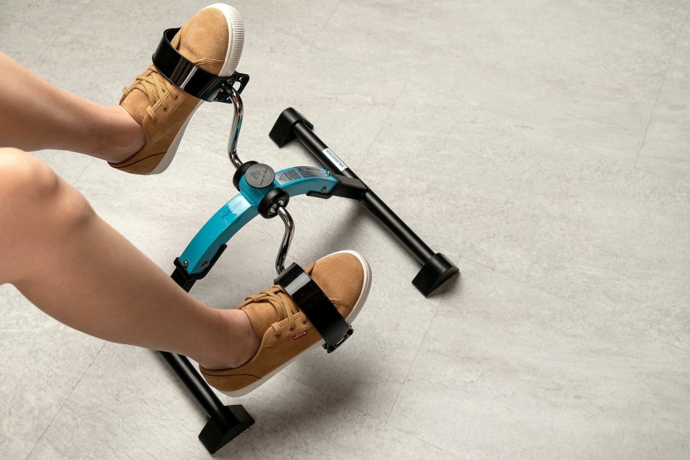 BION Pedal Exerciser Foldable Blue / Pedometer